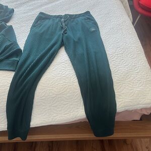 ALO Yoga Forest Green Ribbed Pants